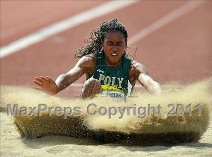 Thumbnail 2 in 44th Arcadia Invitational (Field Events) photogallery.