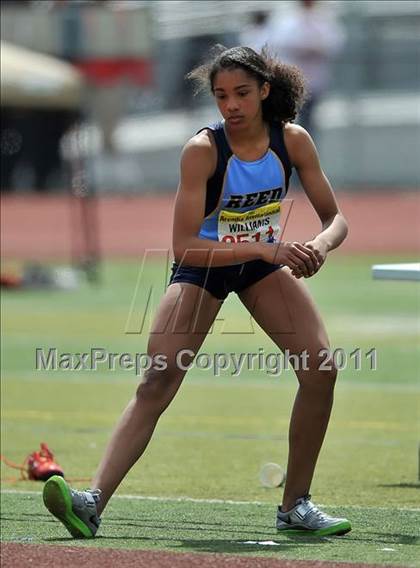 Thumbnail 3 in 44th Arcadia Invitational (Field Events) photogallery.