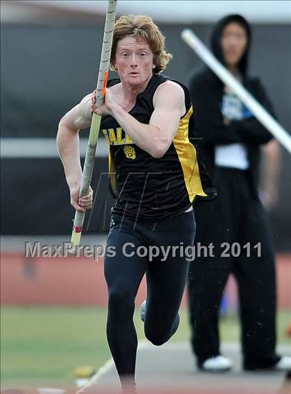 Thumbnail 2 in 44th Arcadia Invitational (Field Events) photogallery.