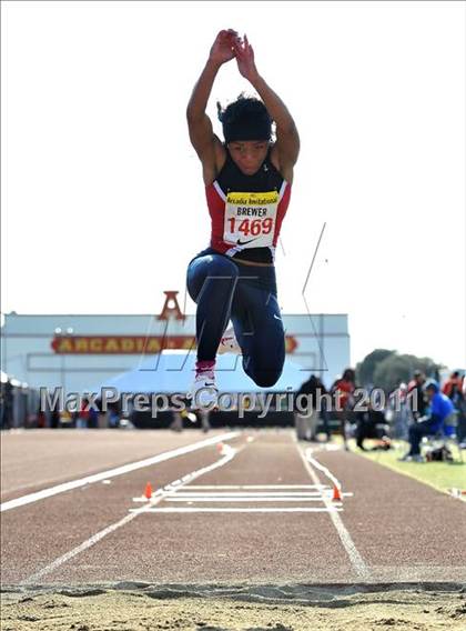Thumbnail 1 in 44th Arcadia Invitational (Field Events) photogallery.