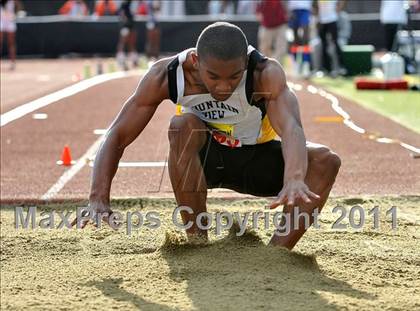 Thumbnail 1 in 44th Arcadia Invitational (Field Events) photogallery.