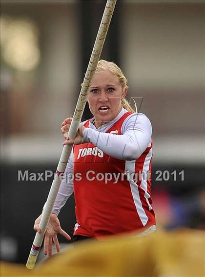 Thumbnail 3 in 44th Arcadia Invitational (Field Events) photogallery.