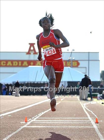 Thumbnail 3 in 44th Arcadia Invitational (Field Events) photogallery.