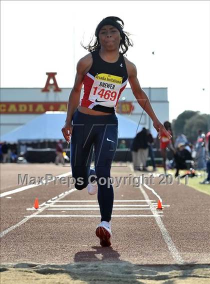 Thumbnail 2 in 44th Arcadia Invitational (Field Events) photogallery.