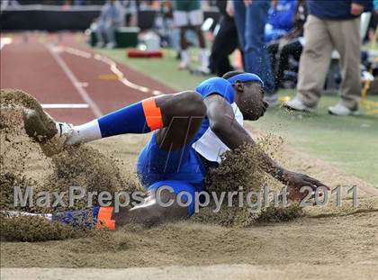 Thumbnail 3 in 44th Arcadia Invitational (Field Events) photogallery.