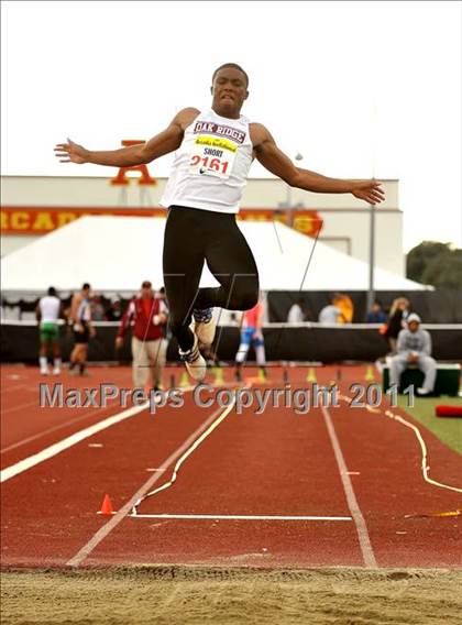 Thumbnail 1 in 44th Arcadia Invitational (Field Events) photogallery.