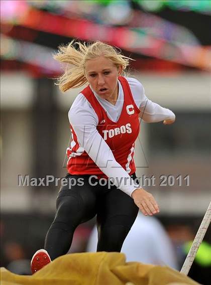 Thumbnail 2 in 44th Arcadia Invitational (Field Events) photogallery.