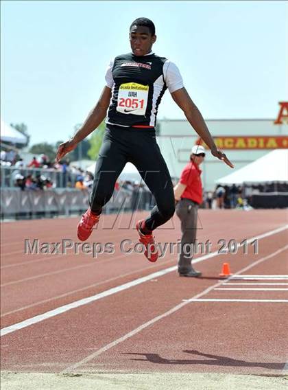 Thumbnail 1 in 44th Arcadia Invitational (Field Events) photogallery.