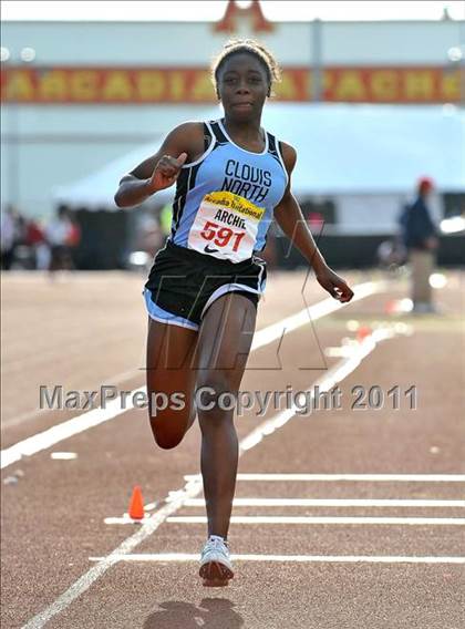 Thumbnail 2 in 44th Arcadia Invitational (Field Events) photogallery.