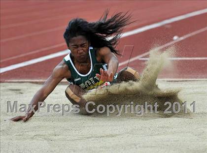Thumbnail 1 in 44th Arcadia Invitational (Field Events) photogallery.