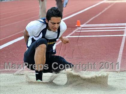 Thumbnail 2 in 44th Arcadia Invitational (Field Events) photogallery.