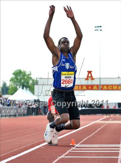 Thumbnail 3 in 44th Arcadia Invitational (Field Events) photogallery.