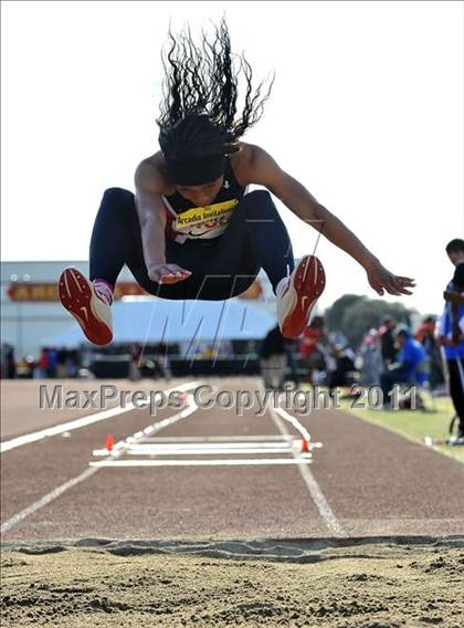 Thumbnail 3 in 44th Arcadia Invitational (Field Events) photogallery.