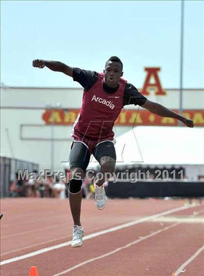 Thumbnail 1 in 44th Arcadia Invitational (Field Events) photogallery.