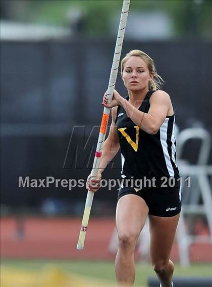 Thumbnail 3 in 44th Arcadia Invitational (Field Events) photogallery.