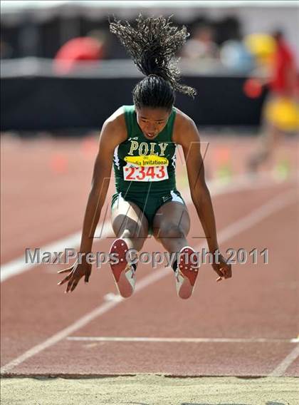 Thumbnail 2 in 44th Arcadia Invitational (Field Events) photogallery.