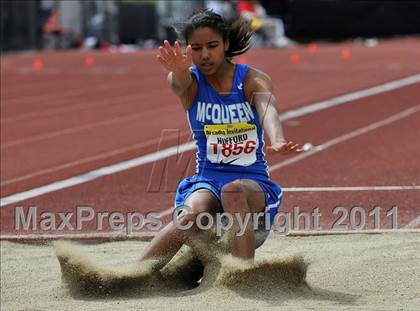 Thumbnail 3 in 44th Arcadia Invitational (Field Events) photogallery.