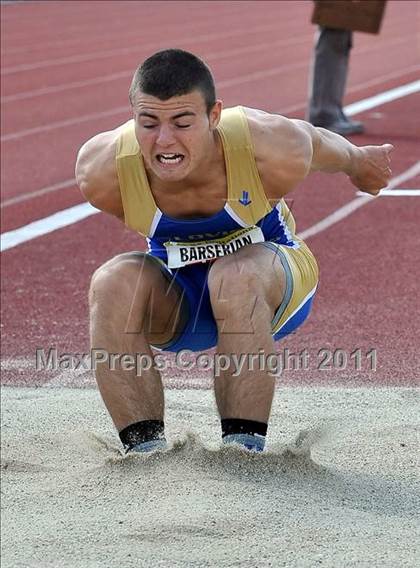 Thumbnail 1 in 44th Arcadia Invitational (Field Events) photogallery.