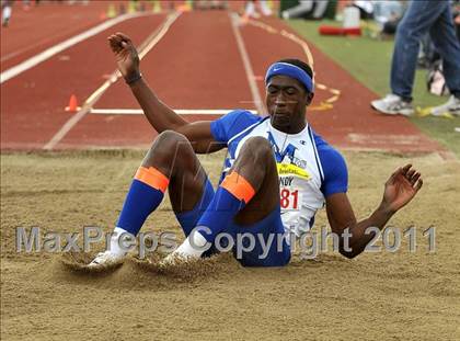 Thumbnail 3 in 44th Arcadia Invitational (Field Events) photogallery.