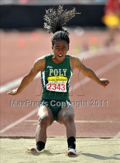 Thumbnail 3 in 44th Arcadia Invitational (Field Events) photogallery.