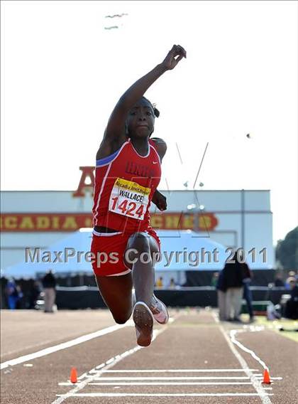 Thumbnail 1 in 44th Arcadia Invitational (Field Events) photogallery.