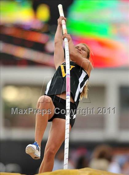 Thumbnail 2 in 44th Arcadia Invitational (Field Events) photogallery.