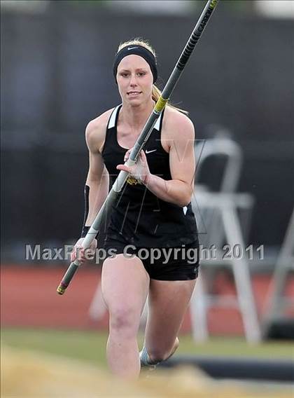 Thumbnail 1 in 44th Arcadia Invitational (Field Events) photogallery.