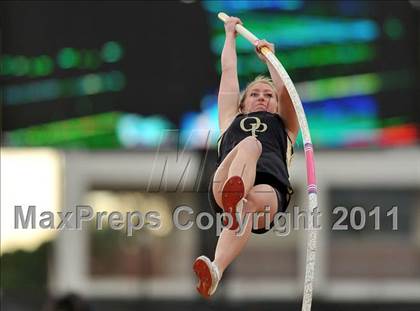 Thumbnail 2 in 44th Arcadia Invitational (Field Events) photogallery.