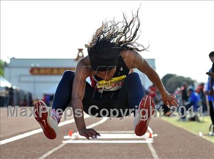 Thumbnail 1 in 44th Arcadia Invitational (Field Events) photogallery.