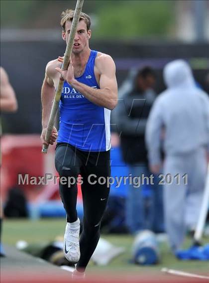 Thumbnail 3 in 44th Arcadia Invitational (Field Events) photogallery.