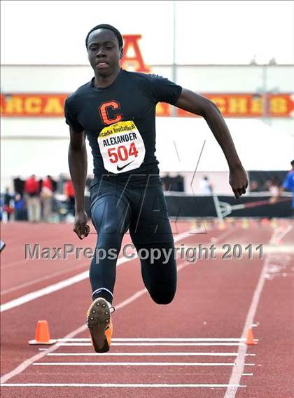 Thumbnail 3 in 44th Arcadia Invitational (Field Events) photogallery.