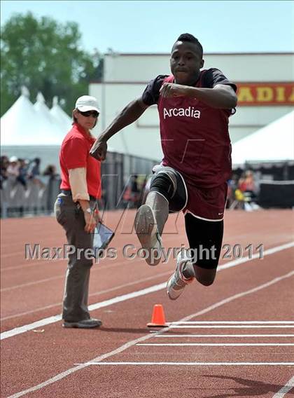 Thumbnail 2 in 44th Arcadia Invitational (Field Events) photogallery.