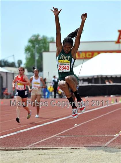 Thumbnail 1 in 44th Arcadia Invitational (Field Events) photogallery.