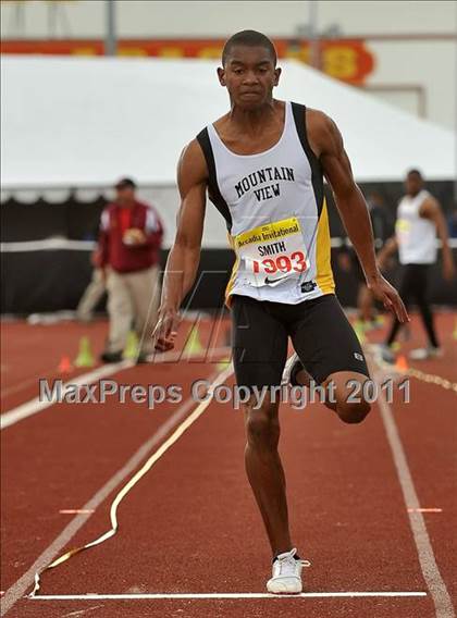 Thumbnail 1 in 44th Arcadia Invitational (Field Events) photogallery.