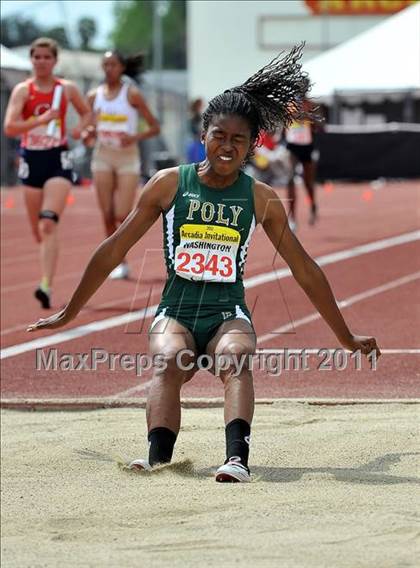 Thumbnail 1 in 44th Arcadia Invitational (Field Events) photogallery.