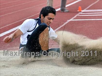 Thumbnail 3 in 44th Arcadia Invitational (Field Events) photogallery.