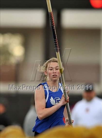 Thumbnail 1 in 44th Arcadia Invitational (Field Events) photogallery.