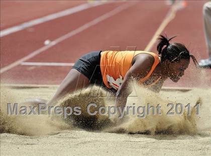 Thumbnail 1 in 44th Arcadia Invitational (Field Events) photogallery.