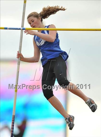Thumbnail 3 in 44th Arcadia Invitational (Field Events) photogallery.