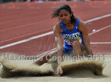 Thumbnail 1 in 44th Arcadia Invitational (Field Events) photogallery.