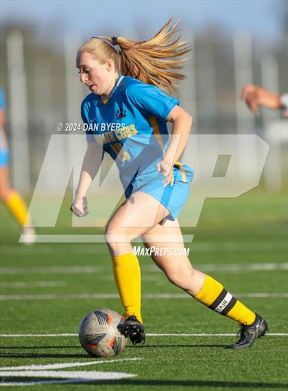 Thumbnail 2 in Regis Groff @ Timnath photogallery.