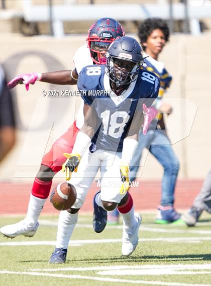 Thumbnail 3 in Arlington Heights vs Northwest photogallery.