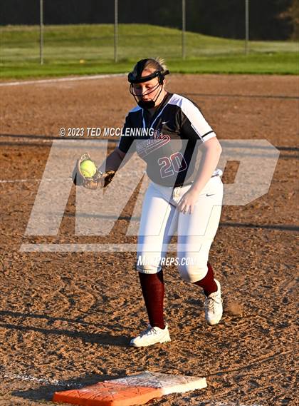 Thumbnail 2 in Mayflower @ Perryville photogallery.