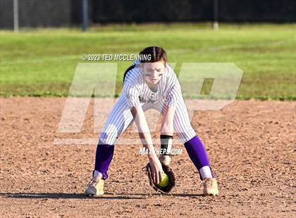 Thumbnail 2 in Mayflower @ Perryville photogallery.