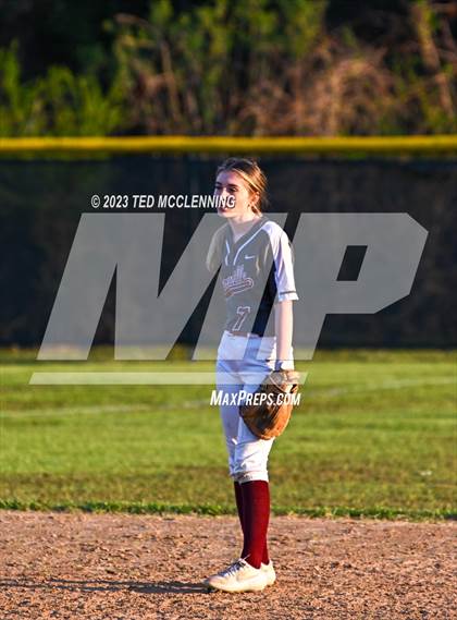 Thumbnail 1 in Mayflower @ Perryville photogallery.