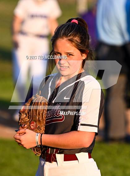 Thumbnail 3 in Mayflower @ Perryville photogallery.