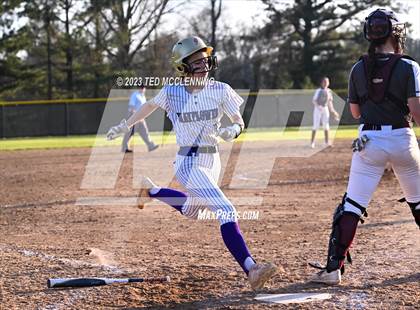 Thumbnail 3 in Mayflower @ Perryville photogallery.
