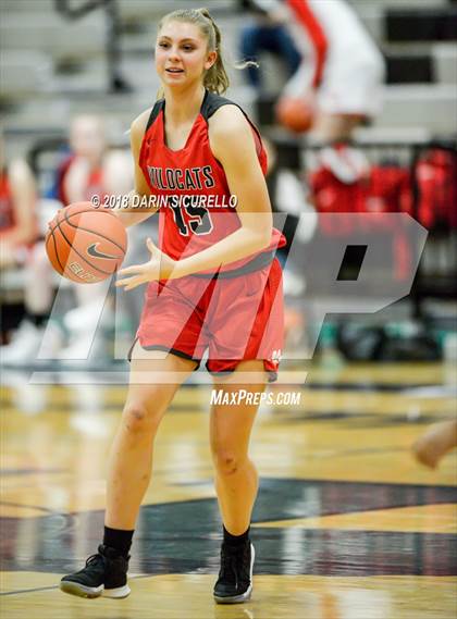 Thumbnail 1 in Mount Si vs. Westview (Nike Tournament of Champions) photogallery.