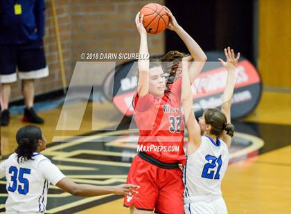 Thumbnail 2 in Mount Si vs. Westview (Nike Tournament of Champions) photogallery.