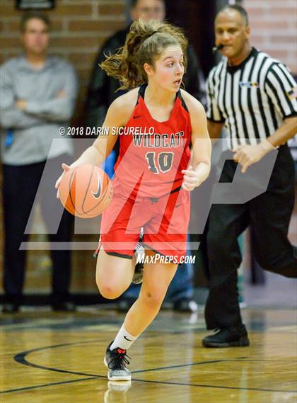 Thumbnail 2 in Mount Si vs. Westview (Nike Tournament of Champions) photogallery.